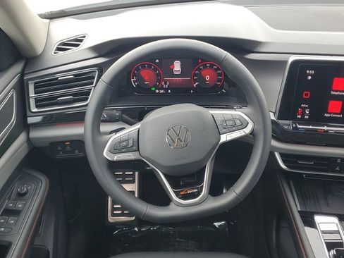 New 2026 Volkswagen Atlas Peak Edition image 28