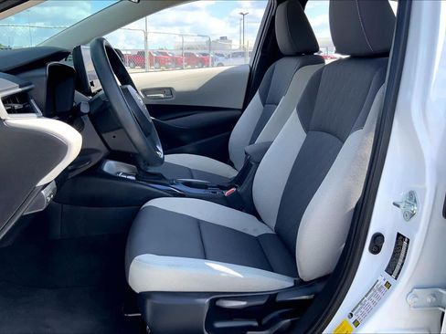 Used 2024 Toyota Corolla LE image 8