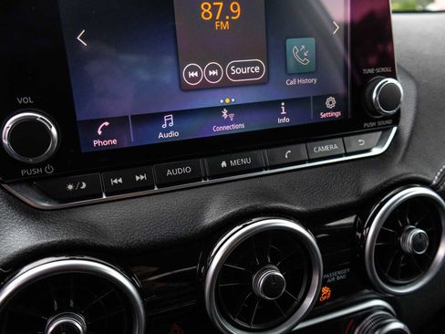 Used 2020 Nissan Sentra SV w/ Electronics Package image 34