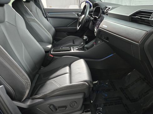 Used 2022 Audi Q3 2.0T Premium Plus w/ Premium Plus Package image 3