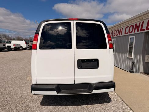 Used 2012 Chevrolet Express 1500 image 6