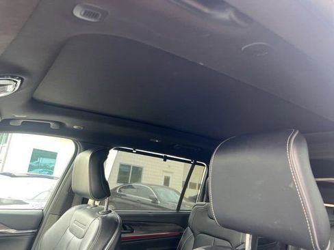 Used 2023 Jeep Grand Cherokee L Overland w/ Luxury Tech Group IV image 14