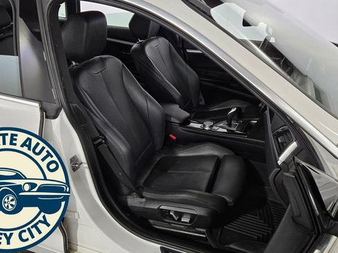 Used 2019 BMW 330i Gran Turismo xDrive w/ Convenience Package AWD/4WD image 4