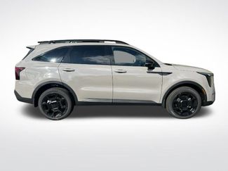 New 2026 Kia Sorento SX Prestige video 2