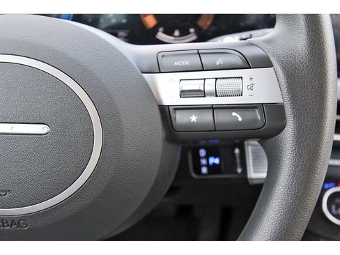 Used 2025 Hyundai Sonata SEL FWD image 16