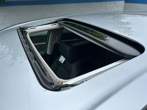 Used 2026 Honda CR-V EX-L image 11