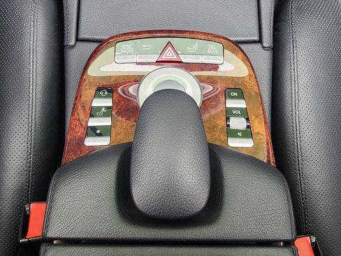 Used 2007 Mercedes-Benz S 550 image 31