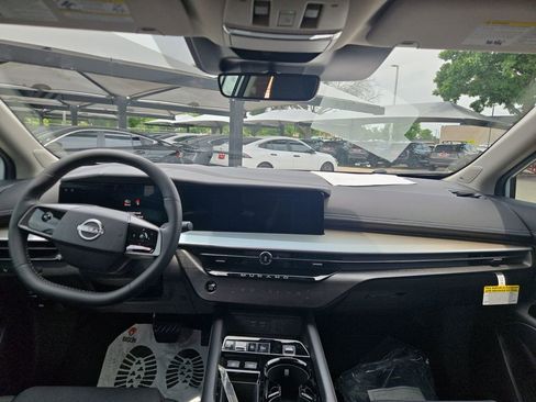 New 2026 Nissan Murano Platinum w/ Cargo Package AWD/4WD image 18