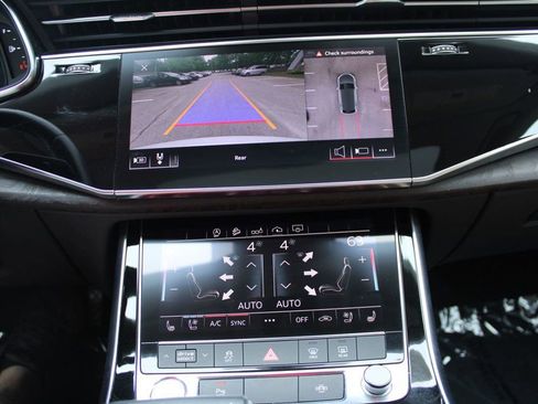 Used 2019 Audi Q8 Premium Plus AWD/4WD image 18