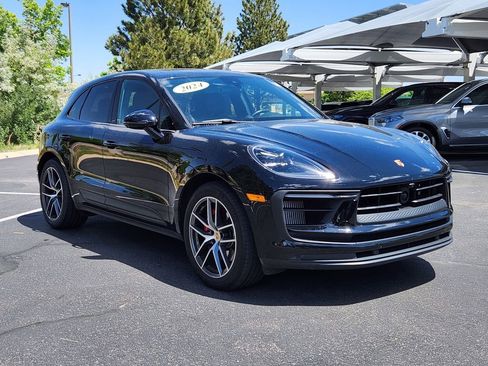 Used 2024 Porsche Macan S AWD/4WD image 4