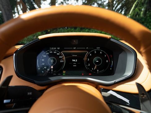 Used 2025 Aston Martin DBX 707 AWD/4WD image 12