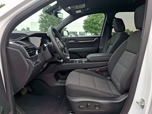 New 2026 GMC Acadia Elevation AWD/4WD image 9