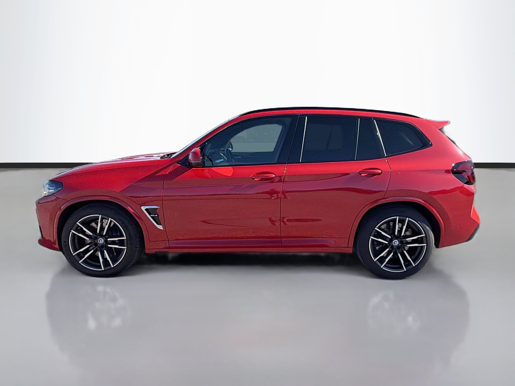 Used 2023 BMW X3 M AWD/4WD image 2