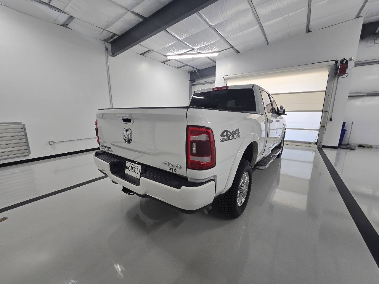 Used 2022 RAM 2500 Laramie AWD/4WD image 8