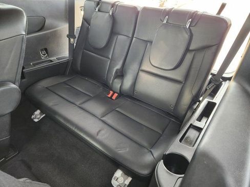 Used 2021 Ford Explorer XLT w/ Equipment Group 202A image 31