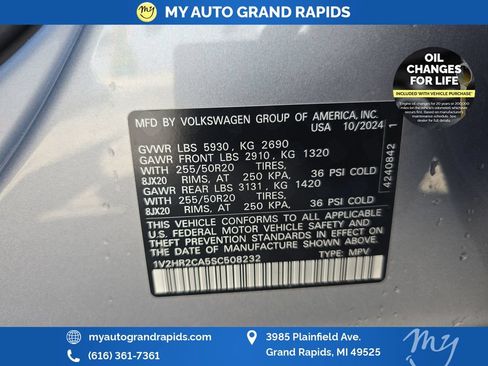 Used 2025 Volkswagen Atlas SE AWD/4WD image 37