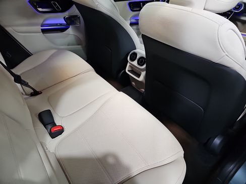 New 2026 Mercedes-Benz GLC 300 image 11