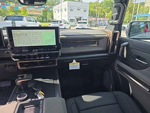 New 2025 GMC Hummer EV 3X image 31