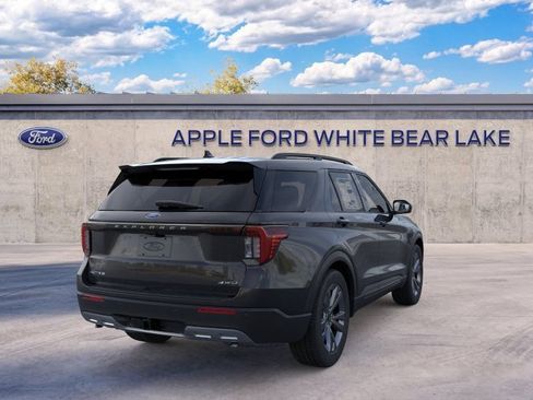 New 2026 Ford Explorer Active w/ Active Comfort Package AWD/4WD image 8