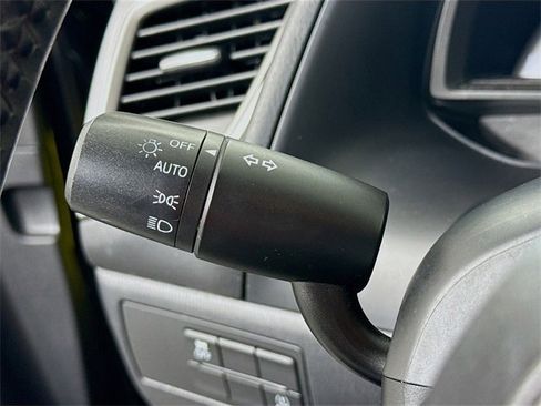 Used 2017 MAZDA MAZDA3 Touring image 15