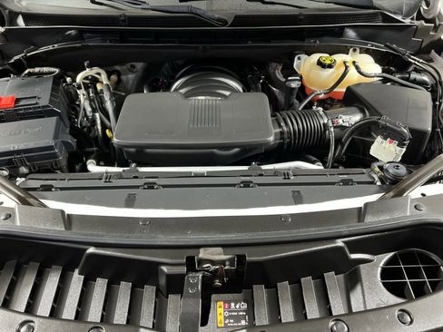 Used 2022 GMC Yukon XL SLT w/ SLT Premium Package image 28