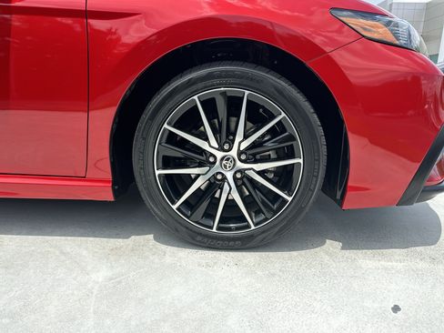 Certified 2023 Toyota Camry SE FWD image 13