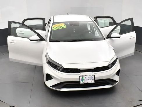Used 2024 Kia Forte LXS image 10