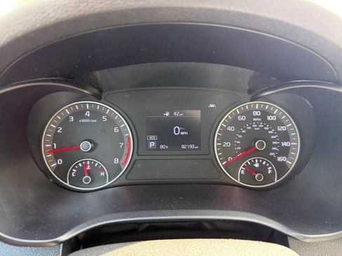 Used 2020 Kia Optima LX FWD image 12