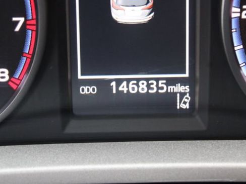 Used 2017 Toyota RAV4 LE AWD/4WD image 20