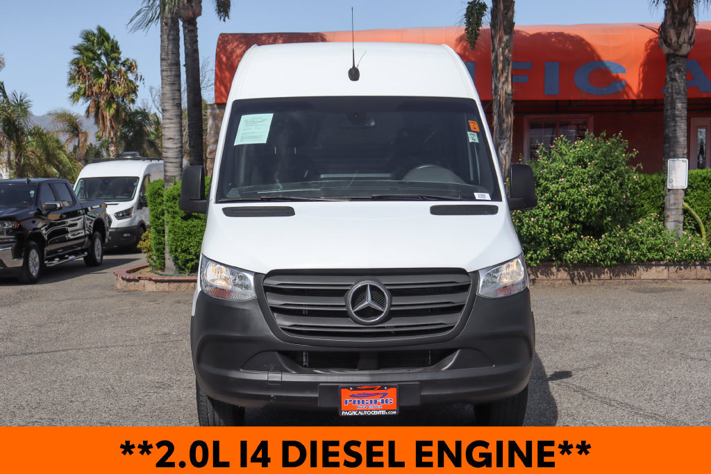 Used 2023 Mercedes-Benz Sprinter 2500 image 3