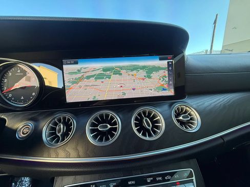 Used 2018 Mercedes-Benz E 400 Coupe image 27