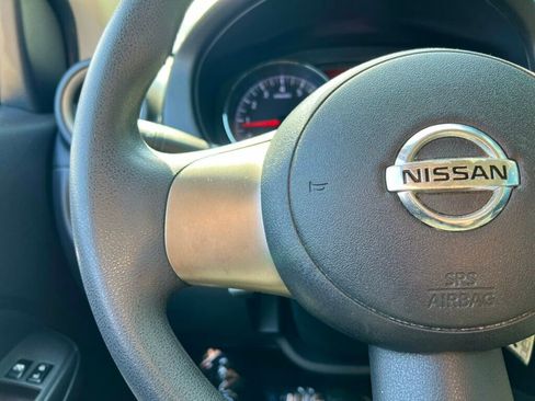 Used 2013 Nissan Versa SV FWD image 18