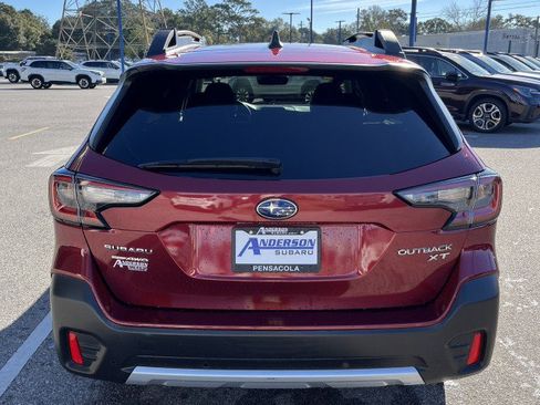 Certified 2022 Subaru Outback Limited XT image 4
