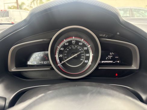 Used 2016 MAZDA MAZDA3 i Grand Touring image 18