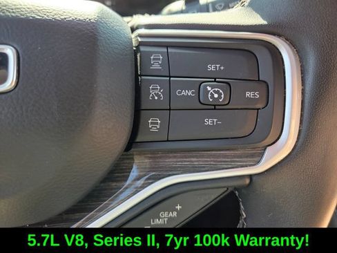 Used 2022 Jeep Wagoneer Series II w/ Premium Group I AWD/4WD image 28
