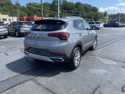 Used 2023 Buick Encore GX Essence w/ Experience Buick Package image 5