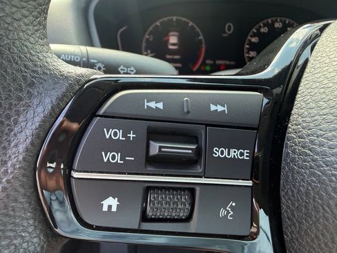 Used 2025 Honda Civic LX image 18