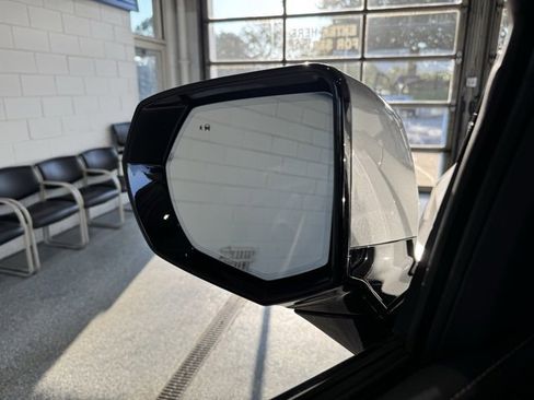 Used 2023 Cadillac Escalade Sport w/ LPO, ONYX Package image 26