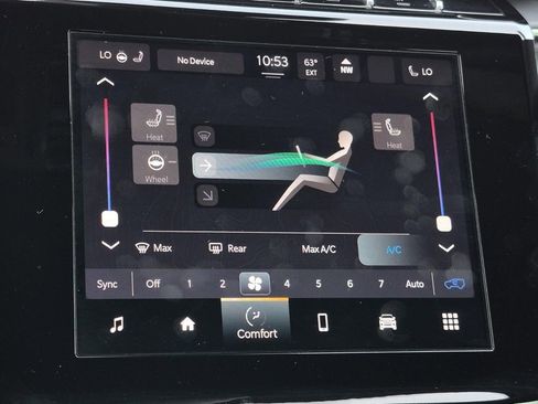 Used 2023 Jeep Grand Cherokee Altitude image 23