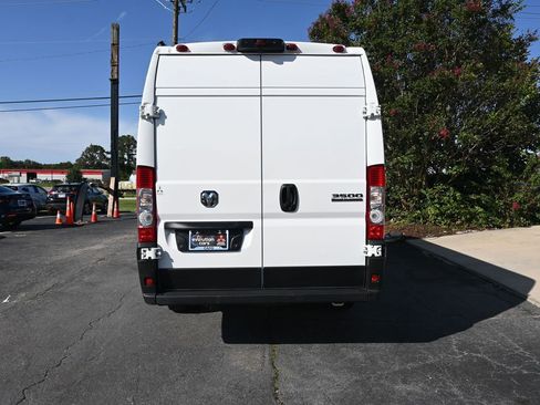 Used 2024 RAM ProMaster 3500 w/ Quick Order Package 22G SLT FWD image 6