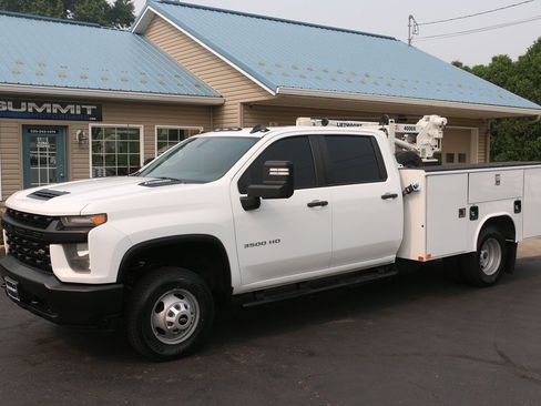 Used 2023 Chevrolet Silverado 3500 W/T w/ WT Convenience Package AWD/4WD image 1