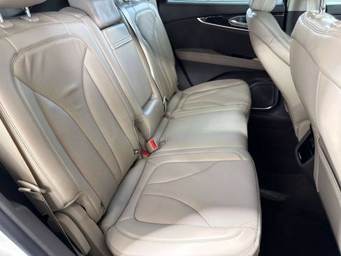 Certified 2023 Lincoln Nautilus Reserve AWD/4WD image 31