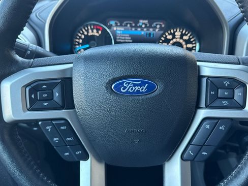 Used 2017 Ford F150 Lariat w/ Equipment Group 502A Luxury image 24