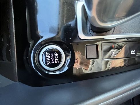 Used 2024 Nissan Versa SR w/ Trunk Package image 14