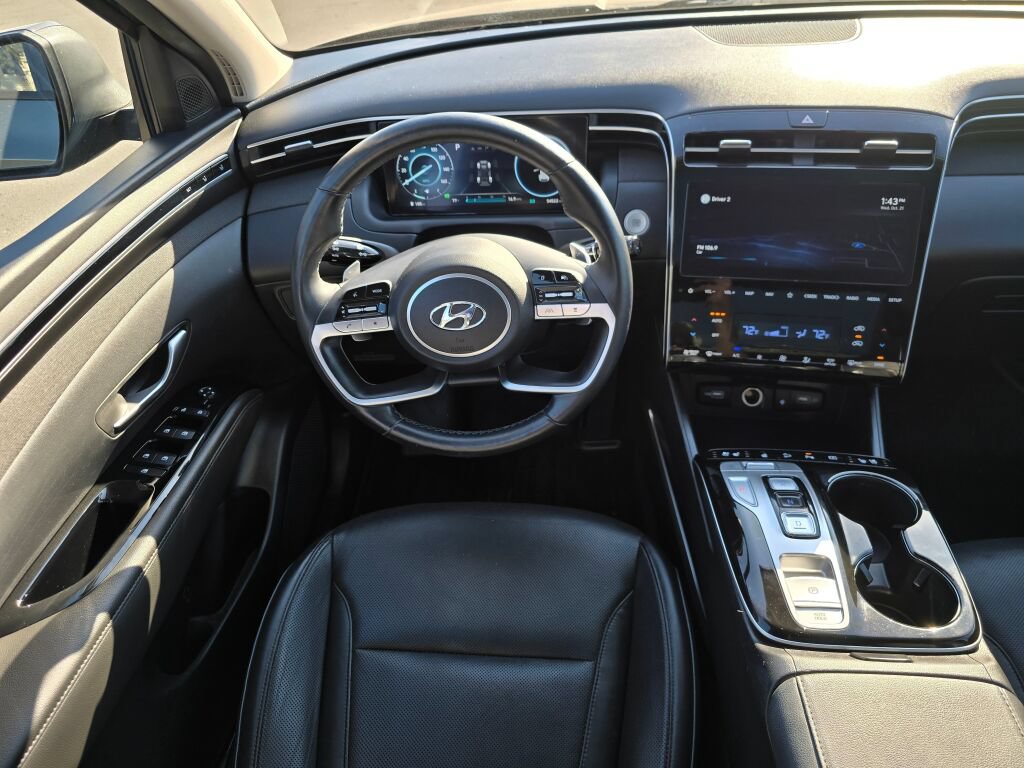 Used 2022 Hyundai Tucson Limited AWD/4WD image 3