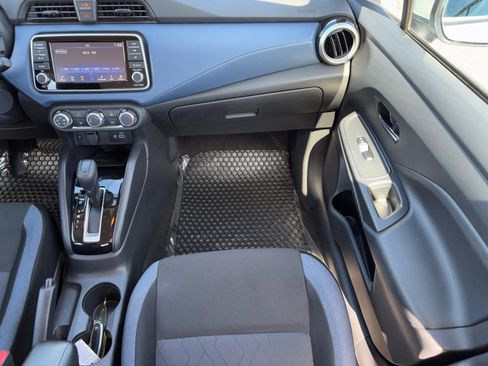 Certified 2025 Nissan Versa SV image 15