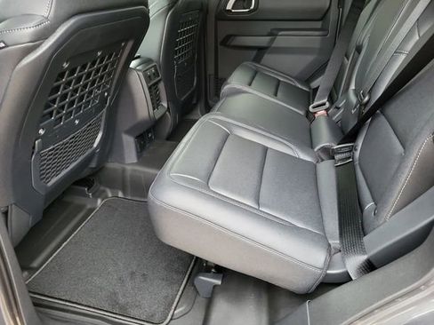 New 2025 Ford Bronco Badlands image 24