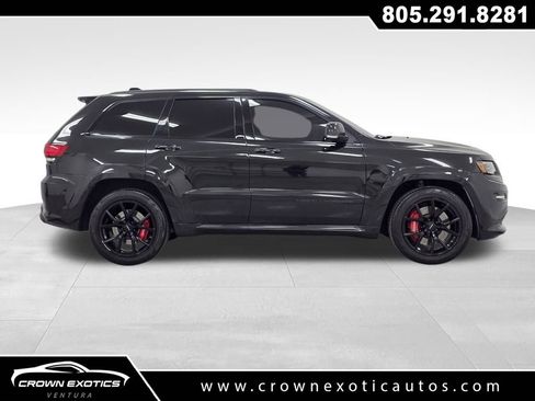 Used 2016 Jeep Grand Cherokee SRT image 8