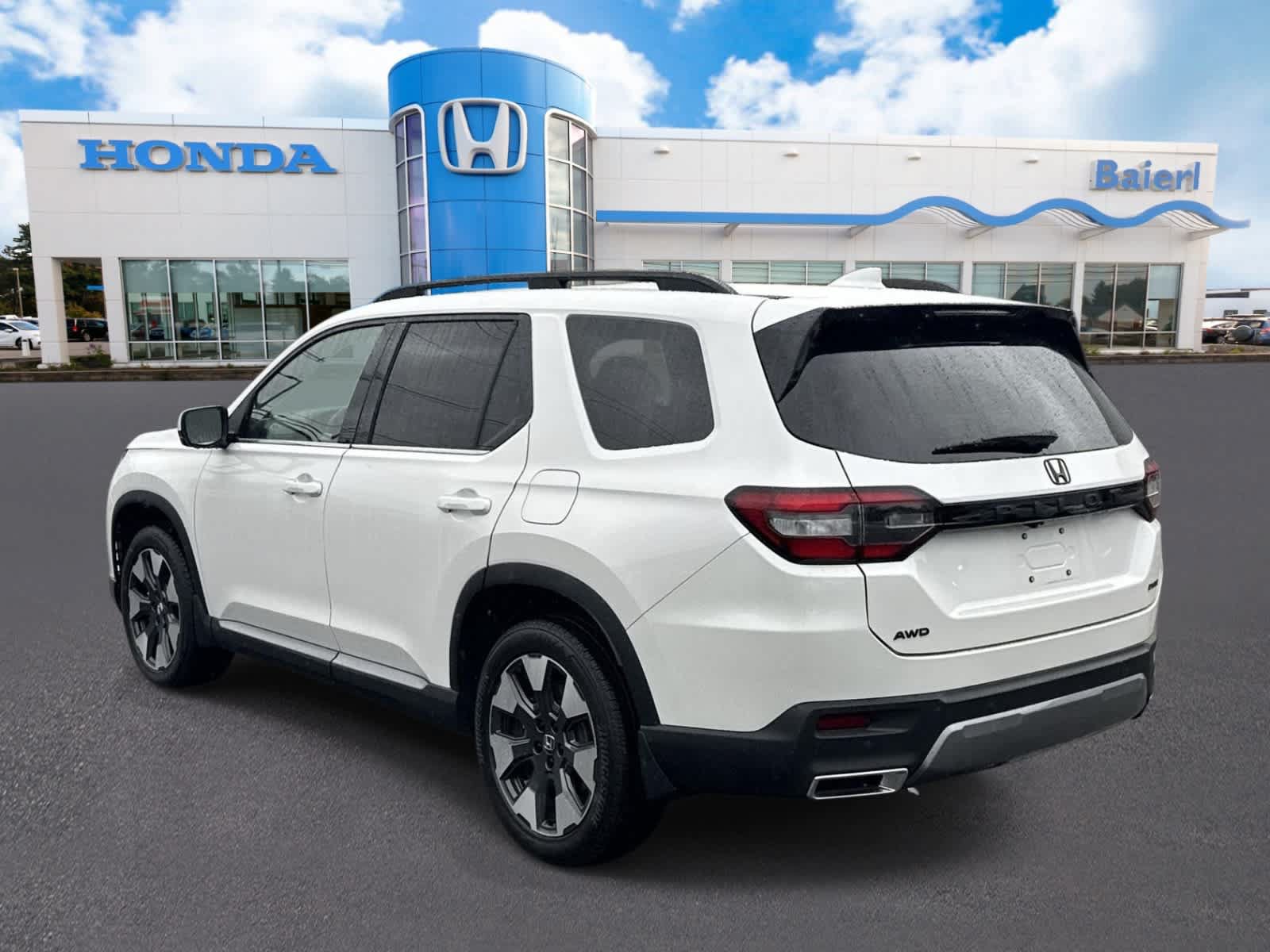 Used 2026 Honda Pilot Elite image 3