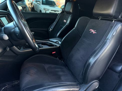 Used 2015 Dodge Challenger R/T Plus image 10